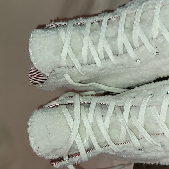 Converse Chuck. Winter-Holidays. Worn-Once. Men's size 12 Rare - Picture 4 of 13